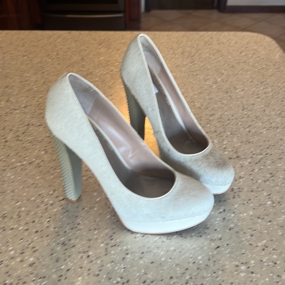 Rachel Roy cowhide heels - Picture 4 of 5